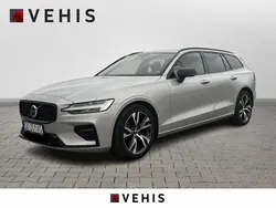 Szary (metalik) Używany 2023 Volvo V60 Kombi | 179 900 zł