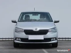 Srebrny Używany 2018 Skoda Fabia Hatchback | 34 999 zł (Uczciwa cena)