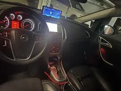 Czarny Używany 2010 Opel Astra Cosmo Hatchback | 28 900 zł (Uczciwa cena)
