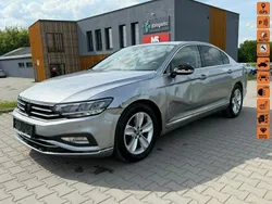 Szary (metalik) Używany 2021 VW Passat Sedan/Limuzyna | 44 900 zł