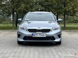 Srebrny Używany 2021 Kia Ceed Kombi | 49 900 zł (Uczciwa cena)