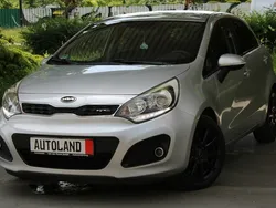 Srebrny (metalik) Używany 2011 Kia Rio 2 Hatchback | 26 666 zł (Dość drogi)