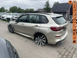 Złoty (metalik, perła) Używany 2019 BMW X5 SUV | 74 900 zł