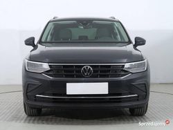 Szary Używany 2022 VW Tiguan SUV | 103 999 zł (Uczciwa cena)