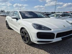 Biały Używany 2022 Porsche Cayenne SUV | 265 000 zł