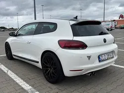 Biały Używany 2009 VW Scirocco Coupe | 38 900 zł