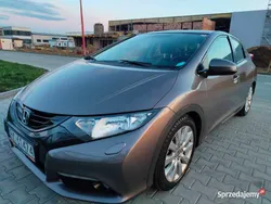 Brązowy Używany 2012 Honda Civic Hatchback | 19 900 zł