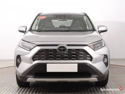 Szary Używany 2019 Toyota RAV4 SUV | 99 999 zł (Uczciwa cena)