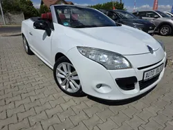 Biały Używany 2010 Renault Mégane Cabriolet Kabriolet | 24 900 zł
