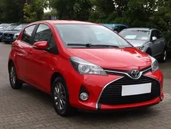 Czerwony Używany 2016 Toyota Yaris Hatchback | 46 999 zł (Dość drogi)