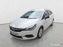 Biały Używany 2022 Opel Astra Kombi | 46 740 zł (Dobra cena)