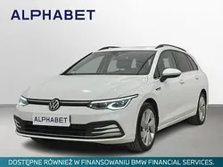 Biały Używany 2022 VW Golf VIII Style Kombi | 64 500 zł (Uczciwa cena)