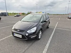 Czarny Używany 2014 Ford S-MAX S Minivan | 33 999 zł (Dobra cena)