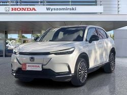 Radiant red m. Używany 2024 Honda e:Ny1 Advance SUV | 145 900 zł