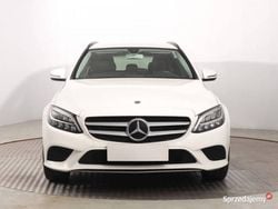 Biały Używany 2018 Mercedes C200 Kombi | 85 999 zł (Uczciwa cena)