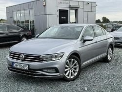 Srebrny Używany 2020 VW Passat Business Sedan/Limuzyna | 76 900 zł (Dość drogi)