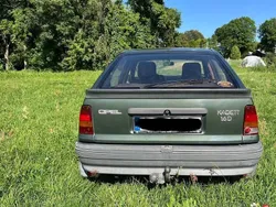 Zielony Używany 1986 Opel Kadett Hatchback | 10 000 zł