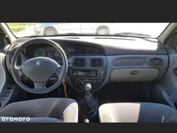Srebrny Używany 1999 Renault Mégane Sedan/Limuzyna | 2999 zł (Uczciwa cena)