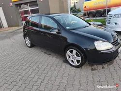 Czarny Używany 2005 VW Golf V Hatchback | 6800 zł (Dobra cena)