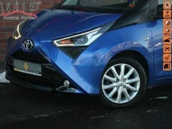 Niebieski ciemny (metalik, perła) Używany 2020 Toyota Aygo Hatchback | 42 990 zł (Super Cena)