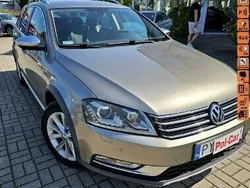 Złoty (metalik) Używany 2012 VW Passat Alltrack Kombi | 35 900 zł