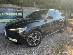 Czarny Używany 2018 Alfa Romeo Stelvio SUV | 88 800 zł (Uczciwa cena)