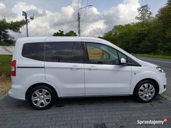 Biały Używany 2016 Ford Tourneo Courier Minivan | 15 900 zł