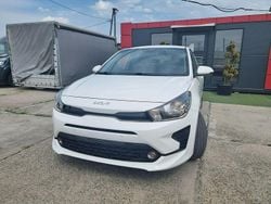Biały Używany 2021 Kia Rio 2 Hatchback | 43 900 zł (Uczciwa cena)