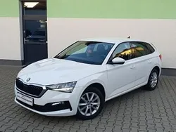 Biały Używany 2021 Skoda Scala Ambition Hatchback | 31 700 zł (Super Cena)