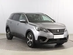 Szary Używany 2018 Peugeot 5008 Minivan | 67 999 zł (Uczciwa cena)