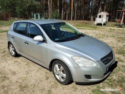 Srebrny Używany 2008 Kia Ceed Hatchback | 11 000 zł