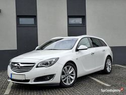 Biały Używany 2014 Opel Insignia Kombi | 32 900 zł (Uczciwa cena)