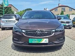 Brązowy Używany 2016 Opel Astra Hatchback | 39 900 zł (Uczciwa cena)