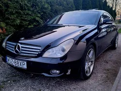 Czarny Używany 2005 Mercedes CLS500 Sedan/Limuzyna | 36 900 zł