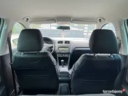 Srebrny Używany 2011 VW Polo Hatchback | 15 999 zł (Uczciwa cena)