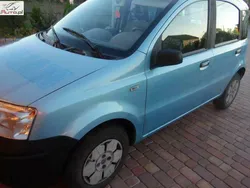 Niebieski jasny (metalik) Używany 2004 Fiat Panda Hatchback | 3900 zł (Dobra cena)