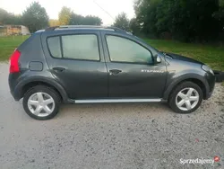 Grafitowy Używany 2010 Dacia Sandero Stepway Hatchback | 15 000 zł (Uczciwa cena)