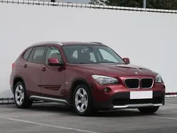 Czerwony Używany 2010 BMW X1 SUV | 31 999 zł (Dość drogi)