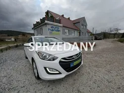 Biały Używany 2015 Hyundai i30 Kombi | 37 500 zł (Uczciwa cena)