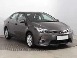 Szary Używany 2017 Toyota Corolla Sedan/Limuzyna | 57 999 zł (Dobra cena)