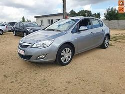 Inny kolor Używany 2011 Opel Astra Hatchback | 21 900 zł (Uczciwa cena)
