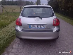 Złoty Używany 2007 Toyota Auris Hatchback | 23 900 zł (Uczciwa cena)
