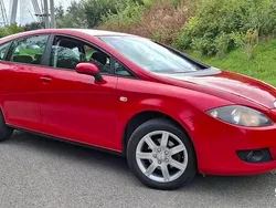 Czerwony Używany 2005 Seat Leon Hatchback | 12 900 zł (Drogi)