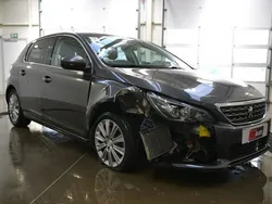 Szary Używany 2018 Peugeot 308 Hatchback | 15 500 zł