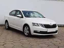 Biały Używany 2019 Skoda Octavia Hatchback | 49 999 zł (Dobra cena)
