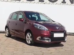 Czerwony Używany 2012 Renault Scénic III Minivan | 25 999 zł (Uczciwa cena)