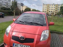Czerwony Używany 2007 Toyota Yaris Hatchback | 13 700 zł (Uczciwa cena)
