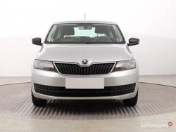 Srebrny Używany 2015 Skoda Rapid Hatchback | 17 999 zł (Uczciwa cena)