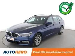 Niebieski (metalik) Używany 2018 BMW 520 Kombi | 89 700 zł (Super Cena)