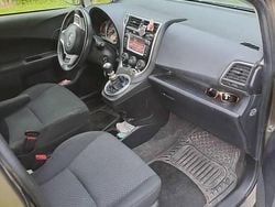 Używany 2015 Toyota Verso-S Minivan | 33 000 zł